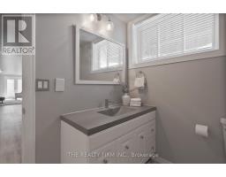 50 VEALE CRESCENT - 25