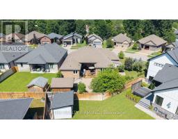 50 VEALE CRESCENT - 39