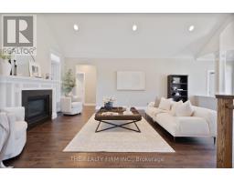 50 VEALE CRESCENT - 6