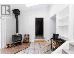 1051 HAMILTON ROAD - 14