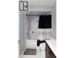 1051 HAMILTON ROAD - 17