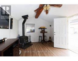 1051 HAMILTON ROAD - 36