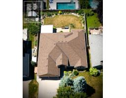 79 WINTERGARDEN ROAD - 32