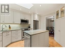 37 - 14 DOON DRIVE - 12