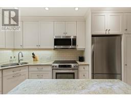 37 - 14 DOON DRIVE - 13