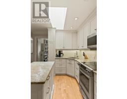 37 - 14 DOON DRIVE - 15