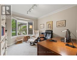 37 - 14 DOON DRIVE - 29