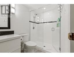 37 - 14 DOON DRIVE - 34