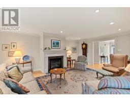 37 - 14 DOON DRIVE - 8