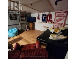 1687 ERNEST AVENUE - 6