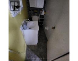 1687 ERNEST AVENUE - 8