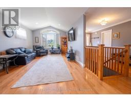 37 BRIDLE PATH - 12