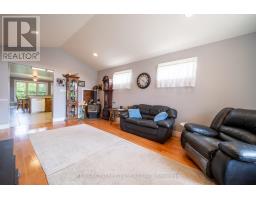 37 BRIDLE PATH - 14