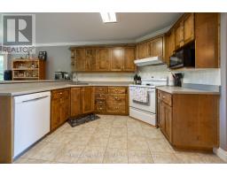 37 BRIDLE PATH - 17