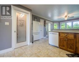 37 BRIDLE PATH - 18