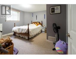 37 BRIDLE PATH - 35