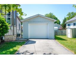 40 RUTHERFORD AVENUE - 4