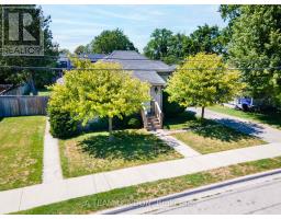 40 RUTHERFORD AVENUE - 5