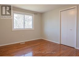814 GRENFELL DRIVE - 26