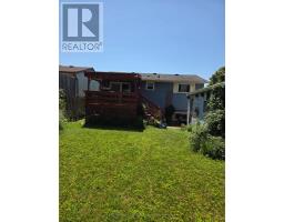 1093 CREE AVENUE - 7