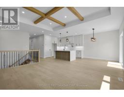 303 NANCY STREET - 17