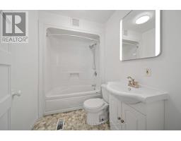 228 PRINCESS STREET E - 12