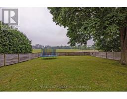 405 BEACHWOOD AVENUE - 30