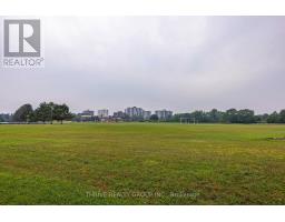 405 BEACHWOOD AVENUE - 34