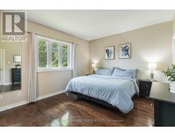 41 - 30 DOON DRIVE - 24