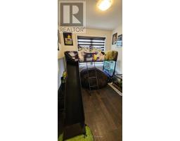 34 - 2 WILLOW STREET - 18