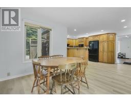 80 ROLLSCOURT PLACE - 13