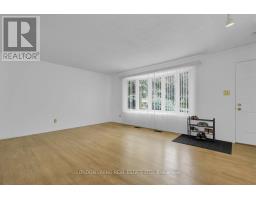 80 ROLLSCOURT PLACE - 2