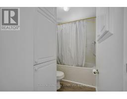 80 ROLLSCOURT PLACE - 21