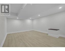 80 ROLLSCOURT PLACE - 26