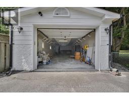 80 ROLLSCOURT PLACE - 31