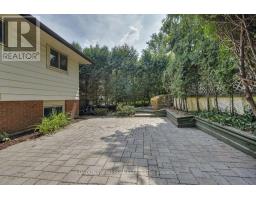 80 ROLLSCOURT PLACE - 36