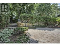 80 ROLLSCOURT PLACE - 38