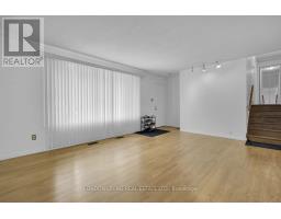 80 ROLLSCOURT PLACE - 4