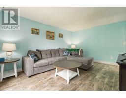 6 WEYMOUTH DRIVE - 11