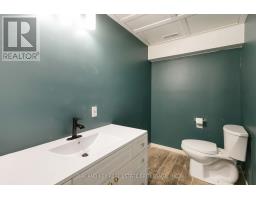 6 WEYMOUTH DRIVE - 40