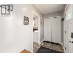 6 WEYMOUTH DRIVE - 8