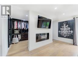95 CHALET CRESCENT - 27