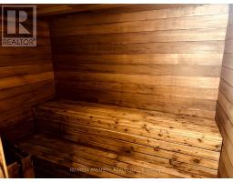 95 CHALET CRESCENT - 36