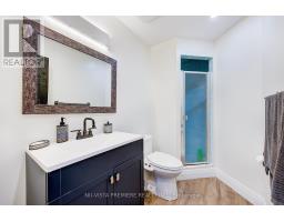 95 CHALET CRESCENT - 37