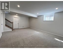 45 HEMLOCK CRESCENT - 22