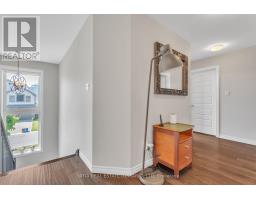 1303 DYER CRESCENT - 26