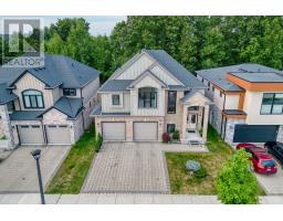 1303 DYER CRESCENT - 3