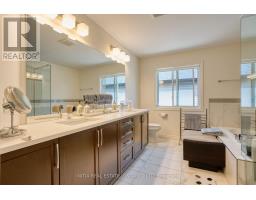 1303 DYER CRESCENT - 33