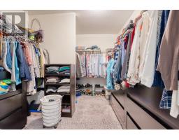 1303 DYER CRESCENT - 35