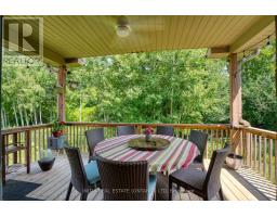 1303 DYER CRESCENT - 42